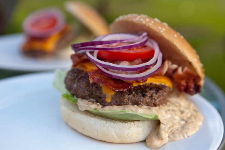 Mandarin Monday: Up Your Burger Game With This Vocab